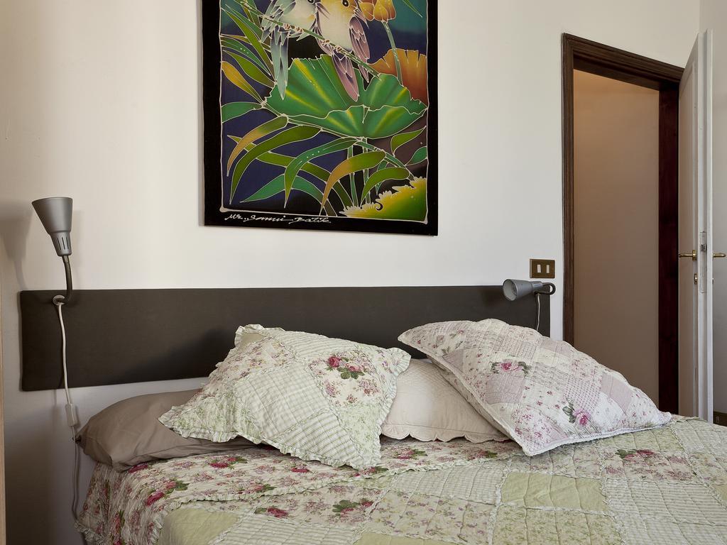 Oltrarno Home Silvia Florencja Pokój zdjęcie